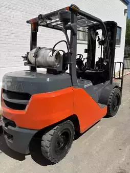 Diesel Forklifts 2014  Toyota 8FG35U (3)