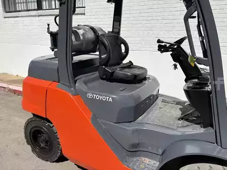 Diesel Forklifts 2014  Toyota 8FG35U (5)