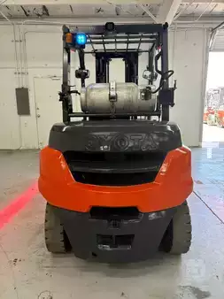 Diesel Forklifts 2020  Toyota 8FG35U (15)