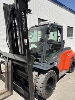 Propane Forklifts 2020  Toyota 8FG70U (2)