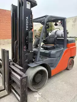 Propane Forklifts 2019  Toyota 8FGC70U (12)