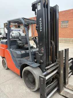Propane Forklifts 2019  Toyota 8FGC70U (10)