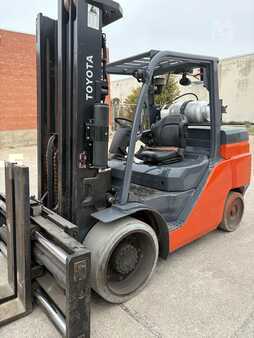Propane Forklifts 2019  Toyota 8FGC70U (12)