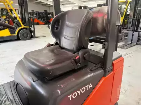 Diesel Forklifts - Toyota 8FGCSU20 (12)