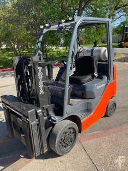 Diesel Forklifts - Toyota 8FGCU20 (12)