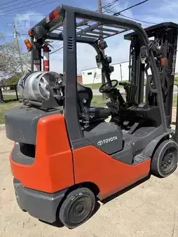 Propane Forklifts 2019  Toyota 8FGCU25 (10)