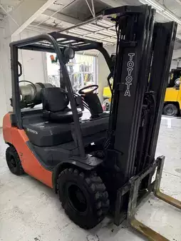 Diesel Forklifts - Toyota 8FGU25 (7)