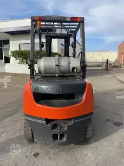 Diesel Forklifts 2016  Toyota 8FGU25 (18)