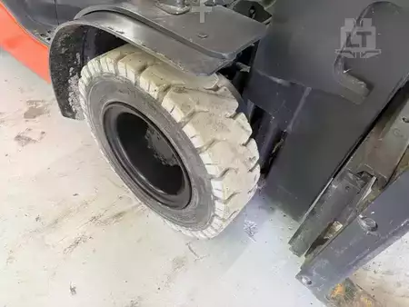 Diesel Forklifts 2016  Toyota 8FGU25 (6)