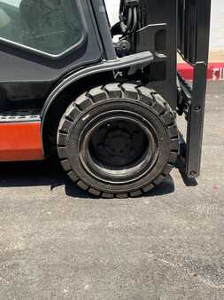 Diesel Forklifts 2013  Toyota 8FGU30 (2)