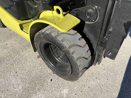 Propane Forklifts 2015  Clark C30L (14)