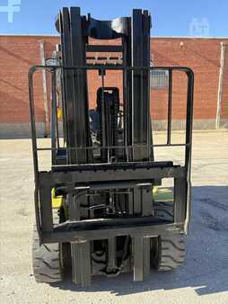 Propane Forklifts 2015  Clark C30L (4)