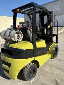 Propane Forklifts 2015  Clark C30L (6)