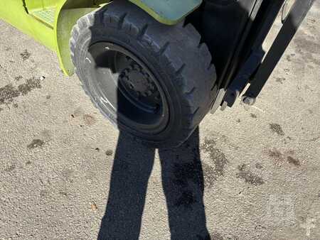 Propane Forklifts 2014  Clark C30L (14)