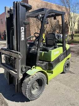 Propane Forklifts 2014  Clark C30L (3)