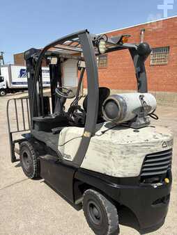 Carretilla elevadora diésel 2013  Crown C5 1050-50 (7)