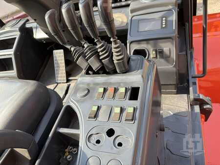 Montacargas diésel 2020  Doosan D70S-7 (11)