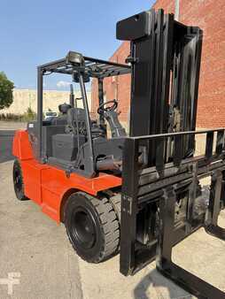 Montacargas diésel 2020  Doosan D70S-7 (17)