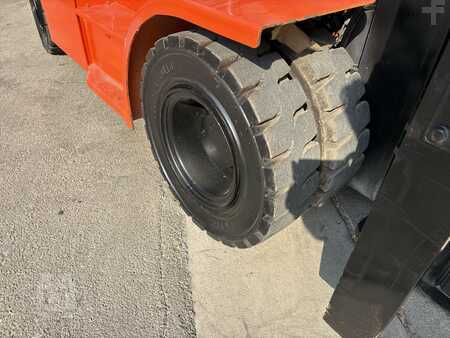 Carretilla elevadora diésel 2020  Doosan D70S-9 (21)