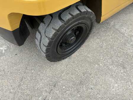 Diesel Forklifts - CAT Lift Trucks DP40 (17)