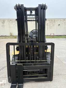 Diesel Forklifts - CAT Lift Trucks DP40 (8)