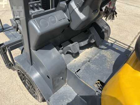 Propane Forklifts - TCM FCG25-4HL (12)