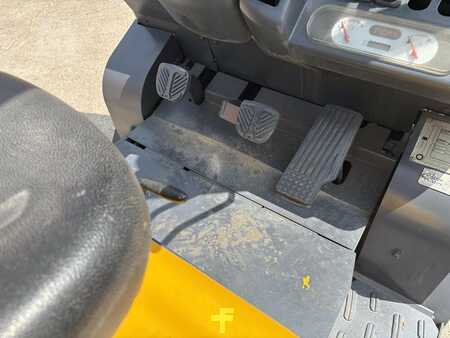 Propane Forklifts - TCM FCG25-4HL (5)