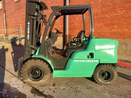 Diesel Forklifts 2015  Mitsubishi FD50CN1 (1)
