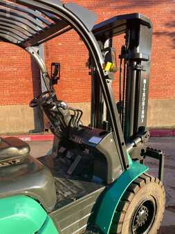 Diesel Forklifts 2015  Mitsubishi FD50CN1 (13)