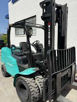 Diesel Forklifts 2013  Mitsubishi FD50N (6)