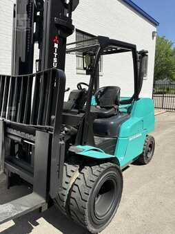 Diesel Forklifts 2013  Mitsubishi FD50N (7)