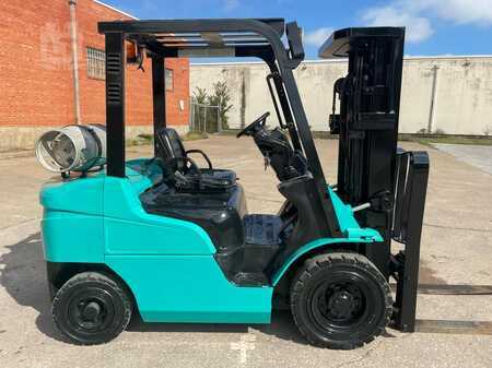 Diesel Forklifts 2015  Mitsubishi FG25N (1)