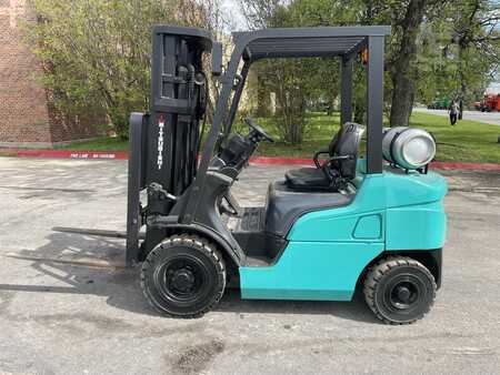 Diesel Forklifts 2015  Mitsubishi FG25N (2)
