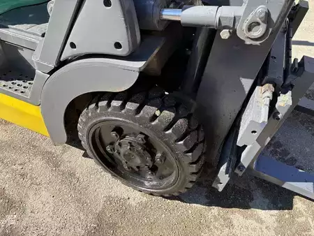 Propane Forklifts - Komatsu FG25ST-12 (10)