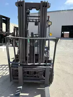 Propane Forklifts - Komatsu FG25T-12 (5)