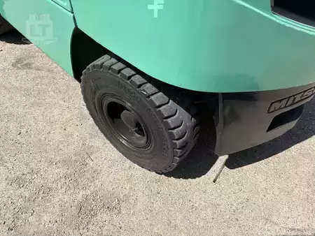 Montacargas GLP 2019  Mitsubishi FG30N (15)