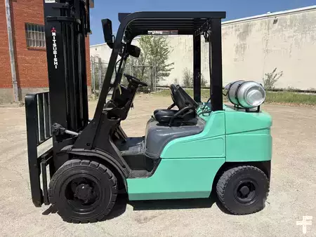 Montacargas GLP 2019  Mitsubishi FG30N (2)