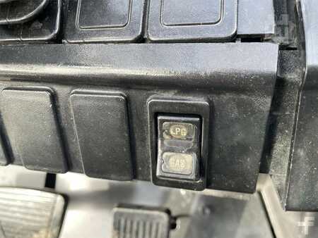 Diesel Forklifts 2015  Mitsubishi FG40N (12)