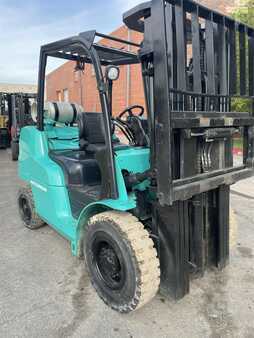 Diesel Forklifts 2015  Mitsubishi FG40N (15)