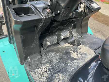 Diesel Forklifts 2015  Mitsubishi FG40N (7)
