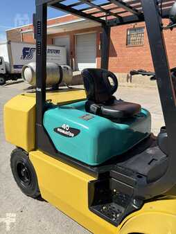 Montacargas GLP - Komatsu FG40ZT-8 (9)