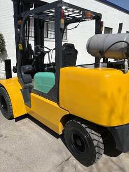 Propane Forklifts - Komatsu FG50-7 (6)