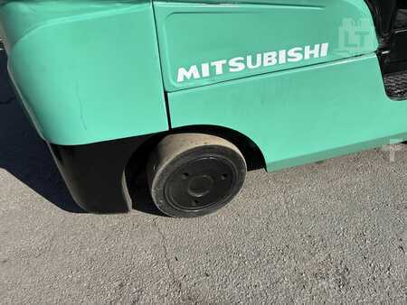 Propane Forklifts - Mitsubishi FGC30N (7)