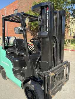 Propane Forklifts - Mitsubishi FGC30N (8)