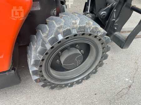 Manipulador fijo - JLG G5-18A (16)