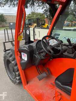 Manipulador fijo - JLG G5-18A (8)