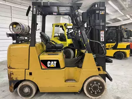 Propane Forklifts 2020  CAT Lift Trucks GC40K (1)