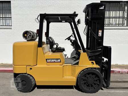 Carretilla elevadora GLP - CAT Lift Trucks GC70K (1)