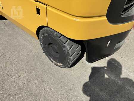 Carretilla elevadora GLP - CAT Lift Trucks GC70K (17)