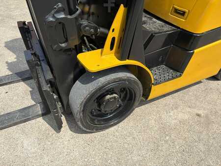 Propane Forklifts 2013  Yale GLC050VX (12)